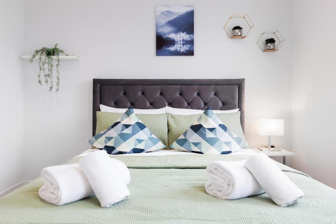 Crystal Palace Suites London Bagian luar foto