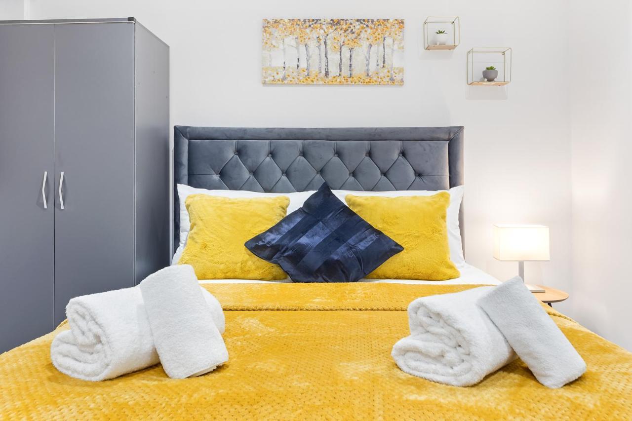 Crystal Palace Suites London Bagian luar foto