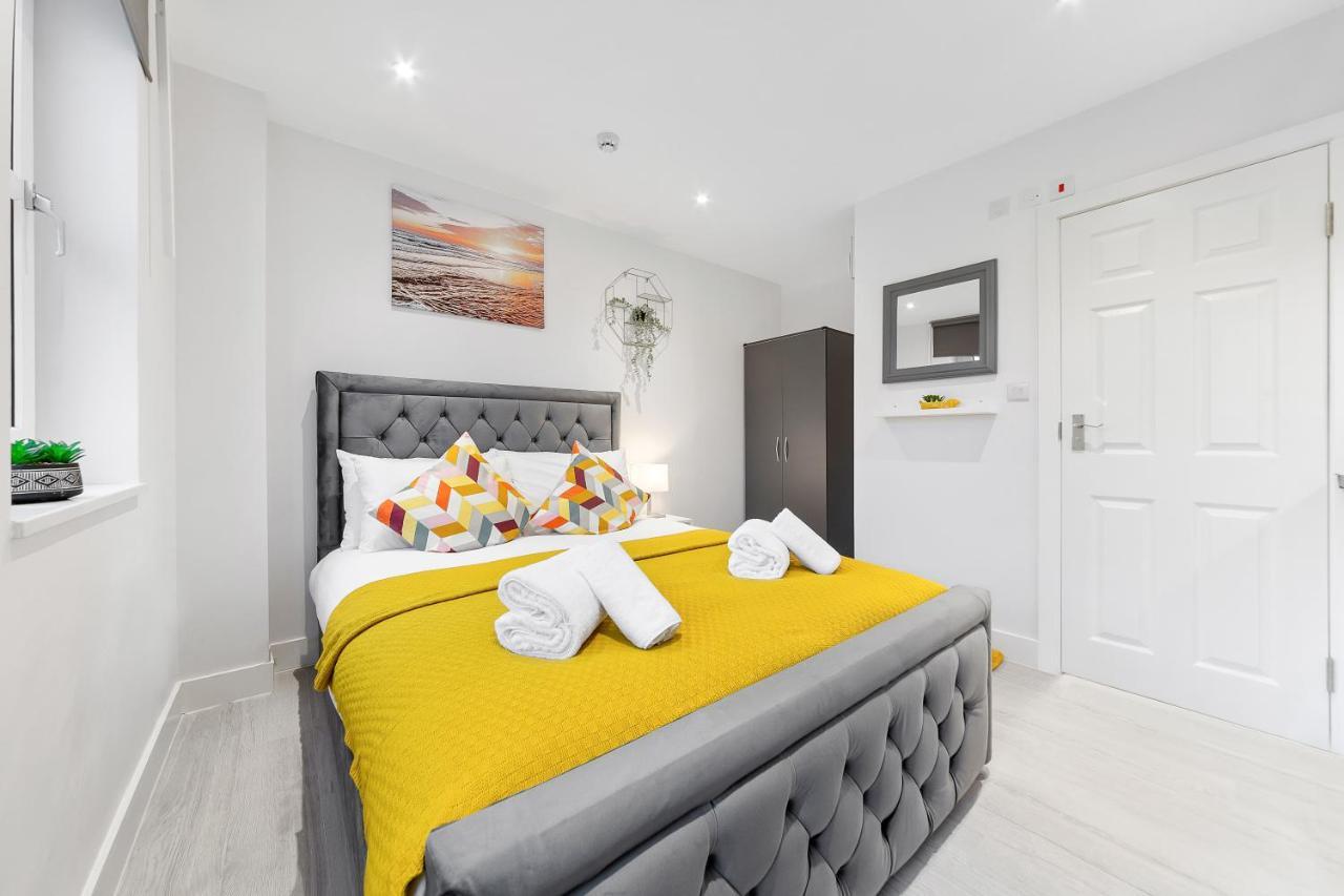 Crystal Palace Suites London Bagian luar foto