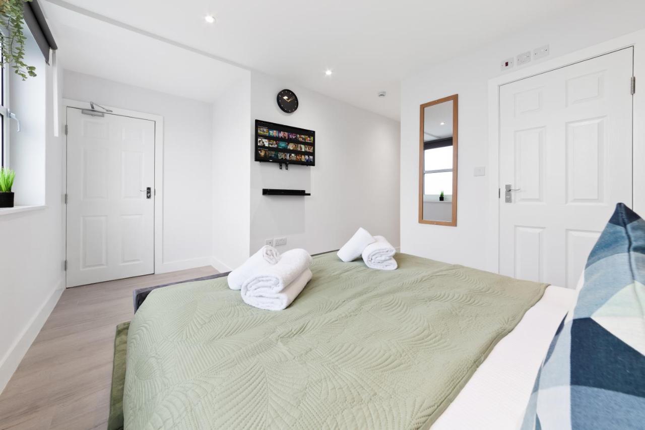 Crystal Palace Suites London Bagian luar foto