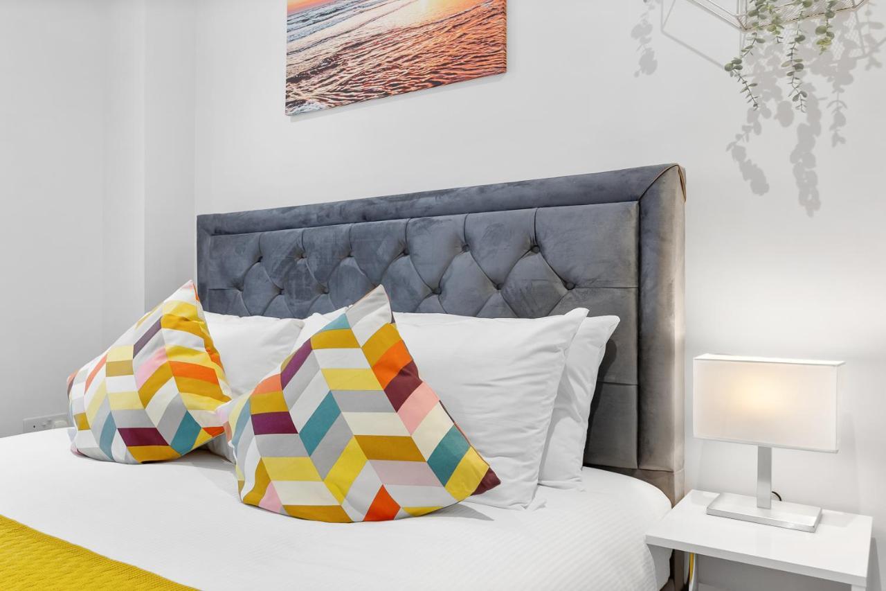 Crystal Palace Suites London Bagian luar foto