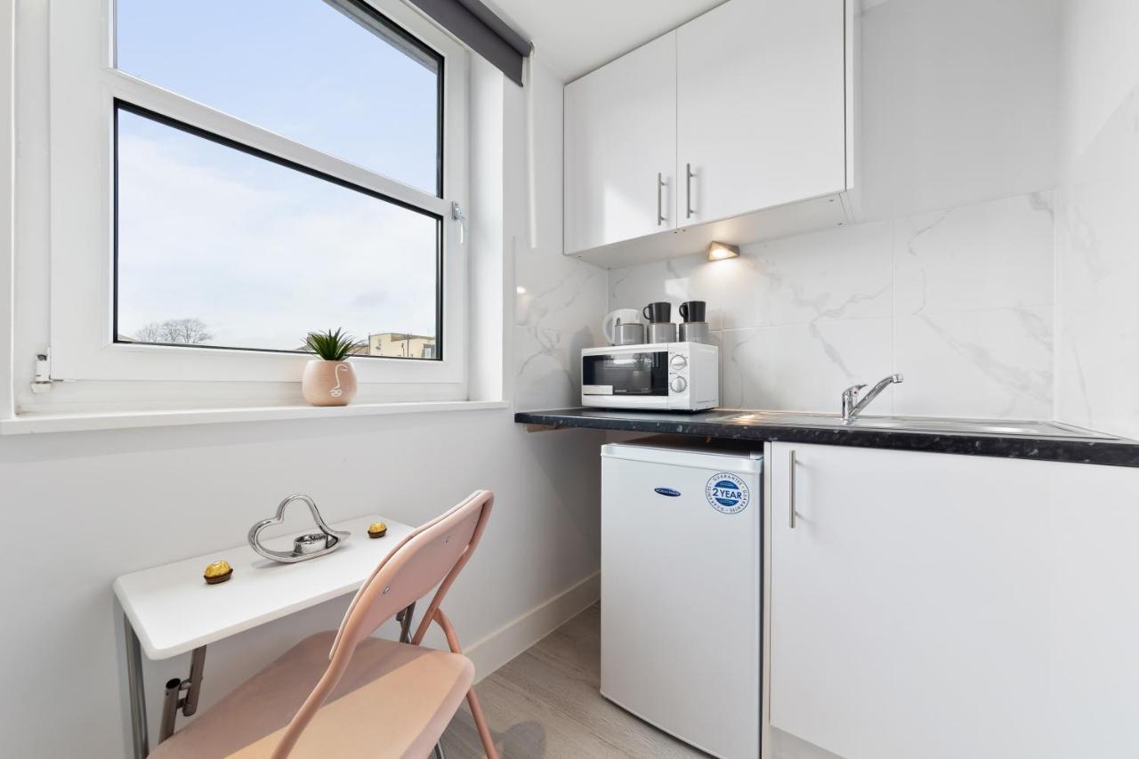Crystal Palace Suites London Bagian luar foto